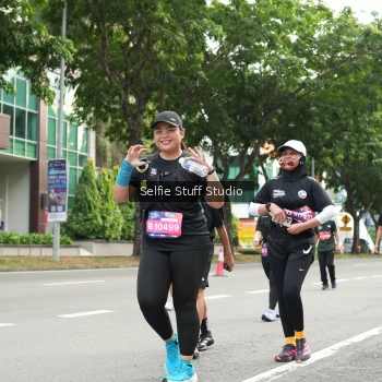 Runner Photo 3942295