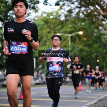 Runner Photo 3942342
