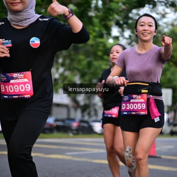 Runner Photo 3942375