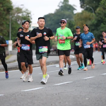 Runner Photo 3942393