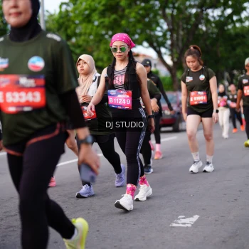 Runner Photo 3942546