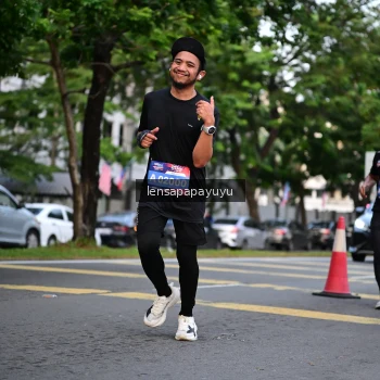 Runner Photo 3942553