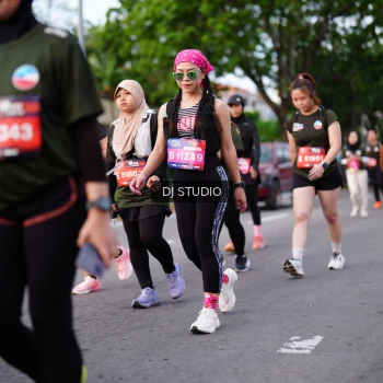 Runner Photo 3942590