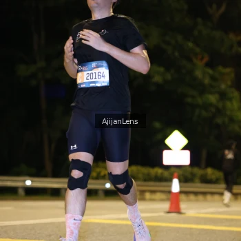Runner Photo 3942591