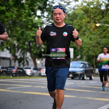 Runner Photo 3942610