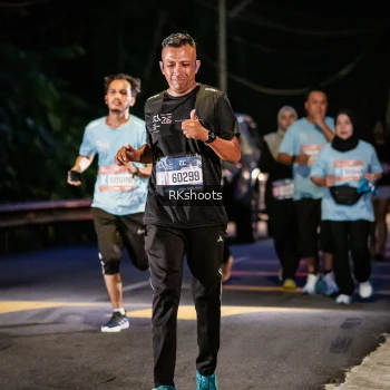 Runner Photo 3942673