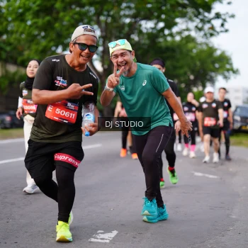Runner Photo 3942721
