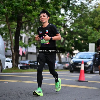 Runner Photo 3942769