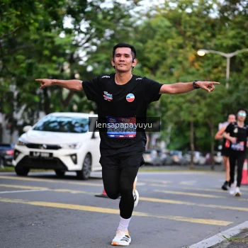 Runner Photo 3942907
