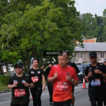 Runner Photo 3943004