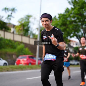 Runner Photo 3943090