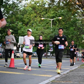 Runner Photo 3943281