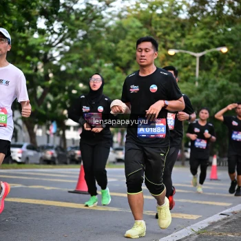Runner Photo 3943292