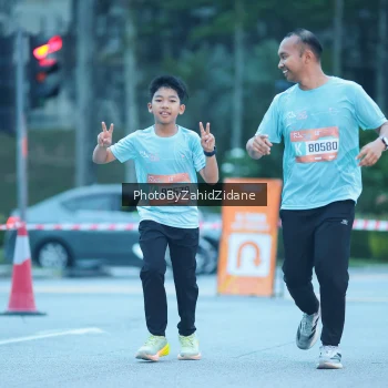 Runner Photo 3943342