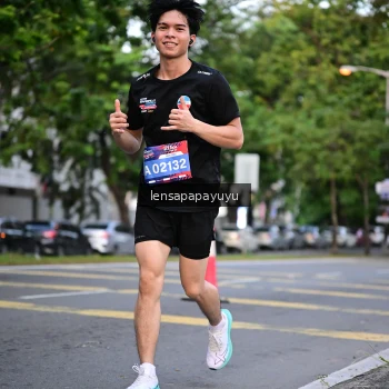 Runner Photo 3943372