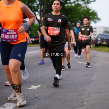 Runner Photo 3943566