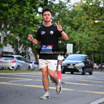 Runner Photo 3943589