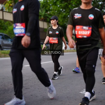 Runner Photo 3943595