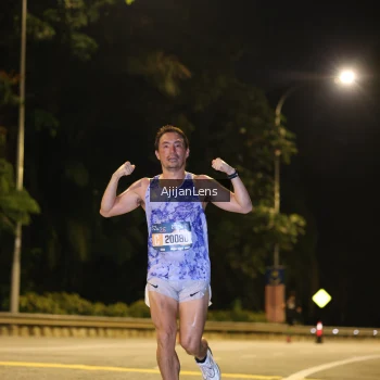 Runner Photo 3943612