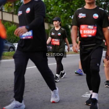 Runner Photo 3943615