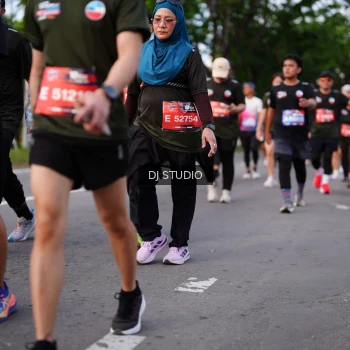 Runner Photo 3943687