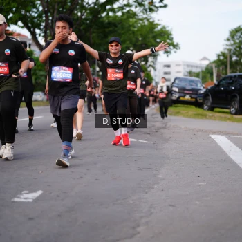 Runner Photo 3943710