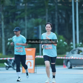 Runner Photo 3943733