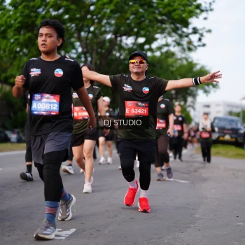 Runner Photo 3943752