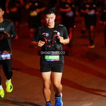 Runner Photo 3943755
