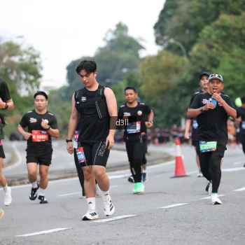 Runner Photo 3943760