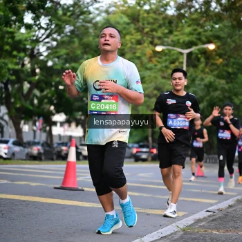Runner Photo 3943775