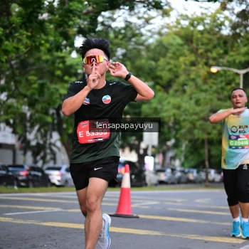 Runner Photo 3943781