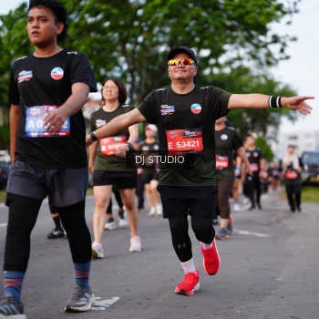 Runner Photo 3943797