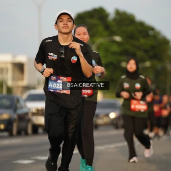Runner Photo 3943844