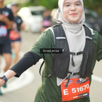 Runner Photo 3943864