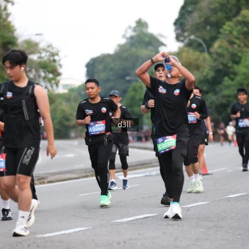 Runner Photo 3943881