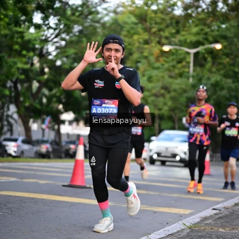 Runner Photo 3943888