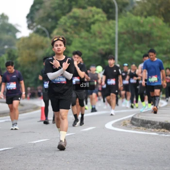 Runner Photo 3943896