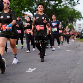 Runner Photo 3943913