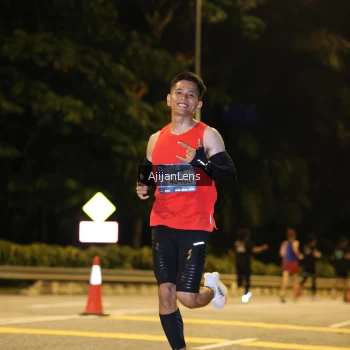 Runner Photo 3943968