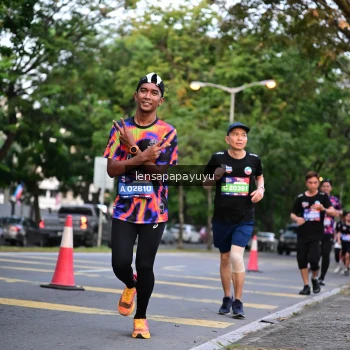 Runner Photo 3943973