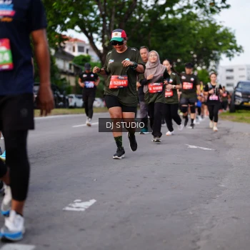 Runner Photo 3943975