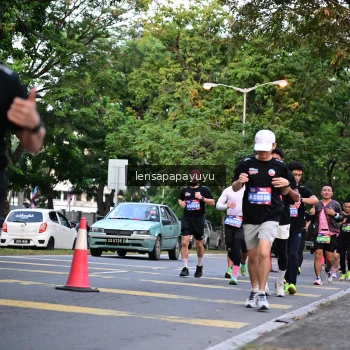 Runner Photo 3944331