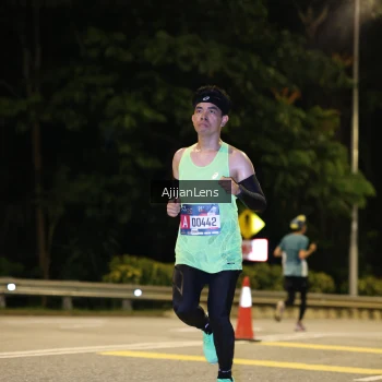 Runner Photo 3944335
