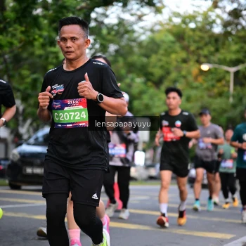 Runner Photo 3944516