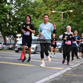 Runner Photo 3944615