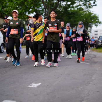 Runner Photo 3944625