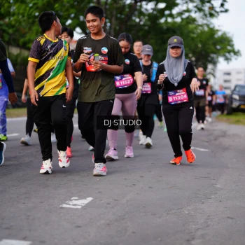 Runner Photo 3944654