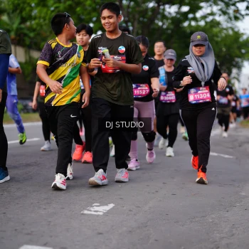 Runner Photo 3944657