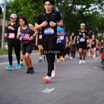 Runner Photo 3944876